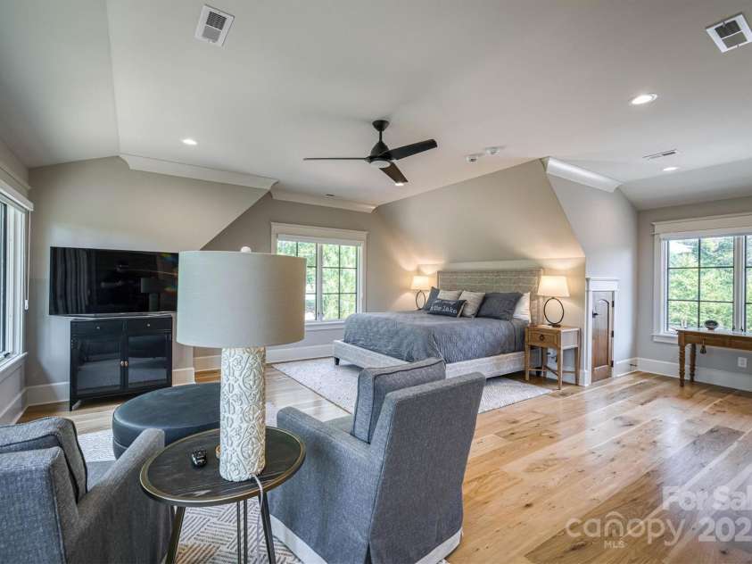 256 Hunt Camp Drive, Nebo, NC 28761.  MLS# CAR4279545, YatesRealty ID 29773. 