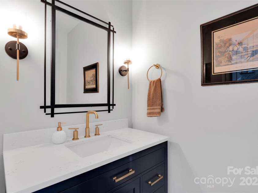 16216 Walcot Lane, Cornelius, NC 28031.  MLS# CAR4286375, YatesRealty ID 29774. 
