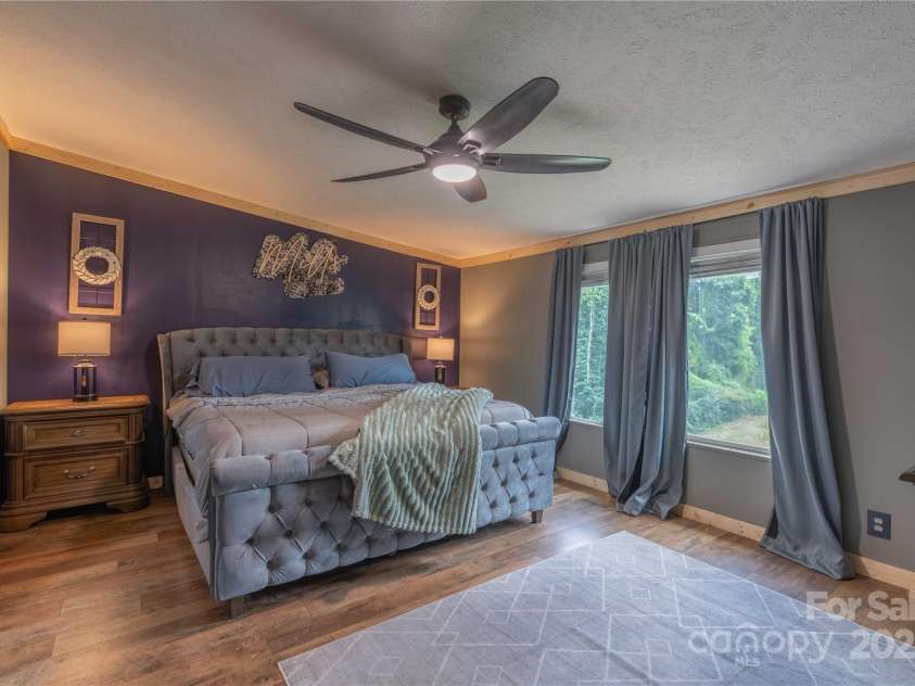 2090 Mesquite Lane, Newton, NC 28658.  MLS# CAR4287526, YatesRealty ID 29775. 