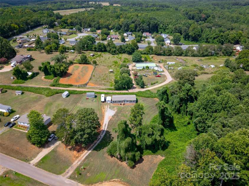 2090 Mesquite Lane, Newton, NC 28658.  MLS# CAR4287526, YatesRealty ID 29775. 