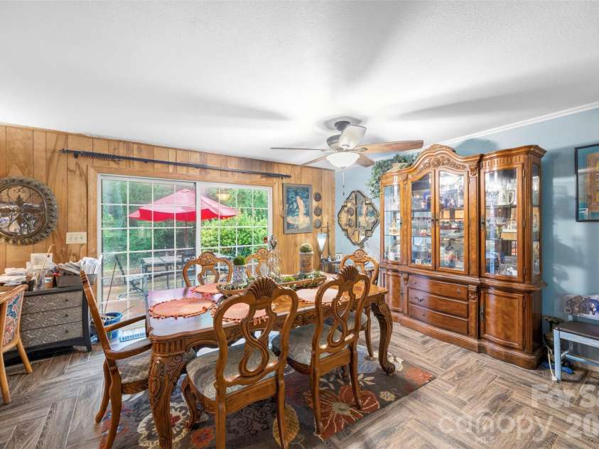 5139 Dixon Boulevard, Kings Mountain, NC 28086.  MLS# CAR4391786, YatesRealty ID 29775. 