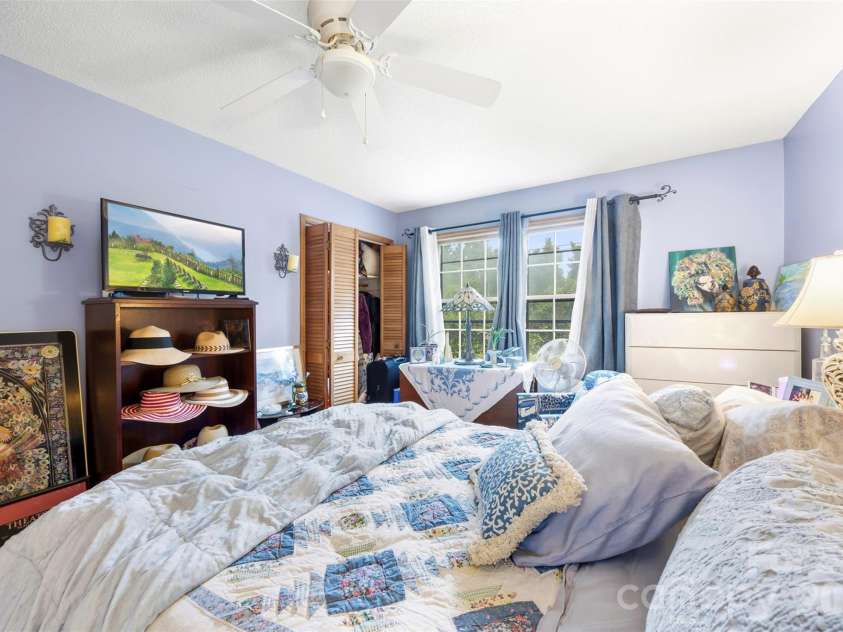 5139 Dixon Boulevard, Kings Mountain, NC 28086.  MLS# CAR4391786, YatesRealty ID 29775. 