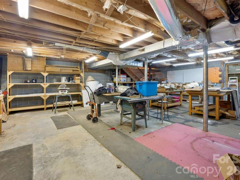 5139 Dixon Boulevard, Kings Mountain, NC 28086.  MLS# CAR4391786, YatesRealty ID 29775. 
