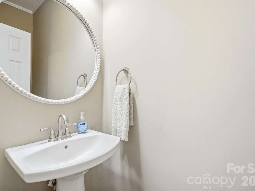 4202 Settler Heights Drive, Fort Mill, SC 29708.  MLS# CAR4391274, YatesRealty ID 29778. 
