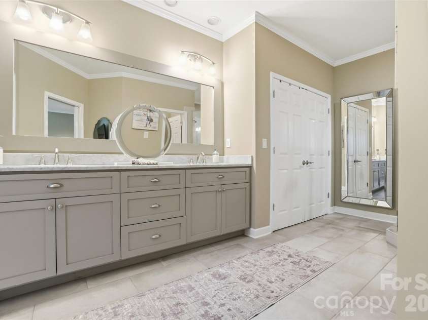 4202 Settler Heights Drive, Fort Mill, SC 29708.  MLS# CAR4391274, YatesRealty ID 29778. 