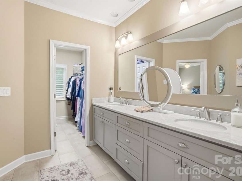 4202 Settler Heights Drive, Fort Mill, SC 29708.  MLS# CAR4391274, YatesRealty ID 29778. 