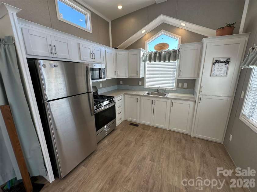 108 Eagle Drive, New London, NC 28127.  MLS# CAR4353127, YatesRealty ID 2978. 