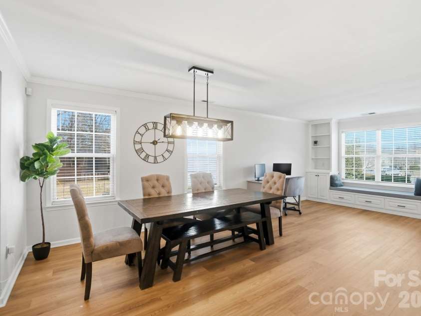 8854 Laurel Run Drive, Charlotte, NC 28269.  MLS# CAR4336283, YatesRealty ID 2978. 