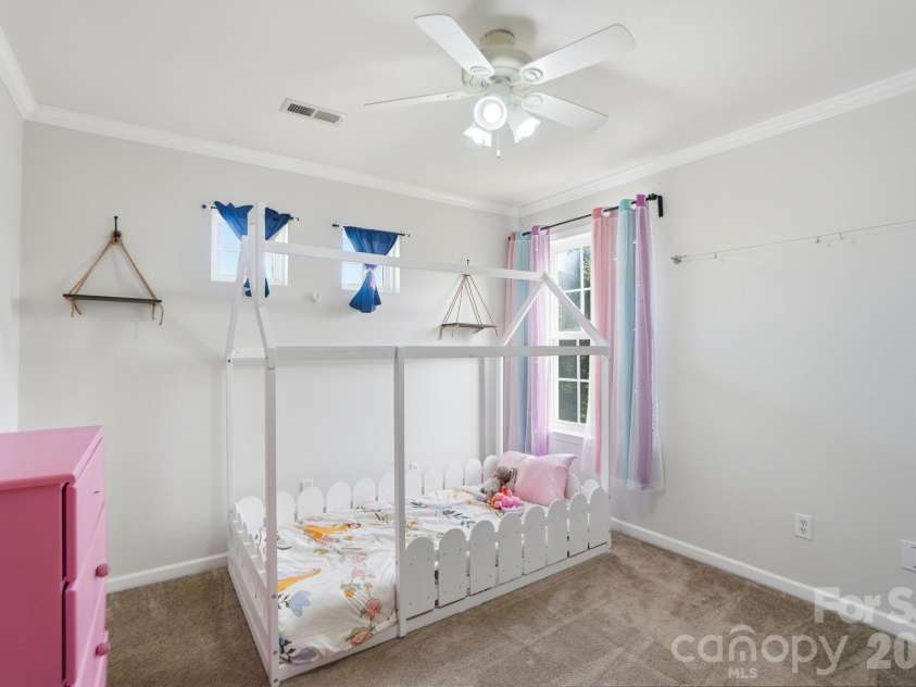 8854 Laurel Run Drive, Charlotte, NC 28269.  MLS# CAR4336283, YatesRealty ID 2978. Bedoom 3