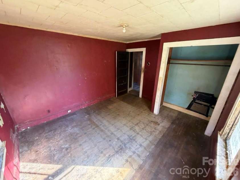 3370 Rocky Road, Lenoir, NC 28645.  MLS# CAR4392875, YatesRealty ID 29780. 