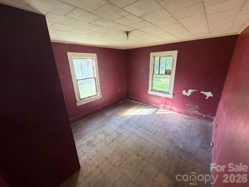 3370 Rocky Road, Lenoir, NC 28645.  MLS# CAR4392875, YatesRealty ID 29780. 