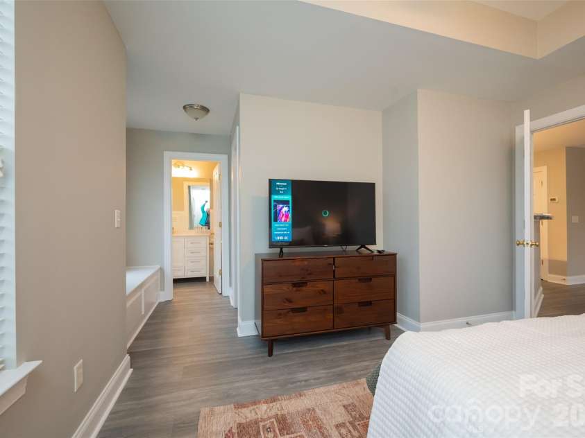 3148 Walnut Park Drive, Charlotte, NC 28262.  MLS# CAR4391810, YatesRealty ID 29781. 