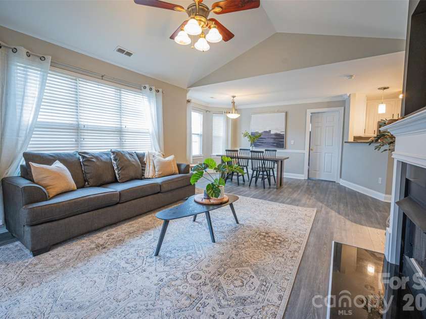 3148 Walnut Park Drive, Charlotte, NC 28262.  MLS# CAR4391810, YatesRealty ID 29781. 