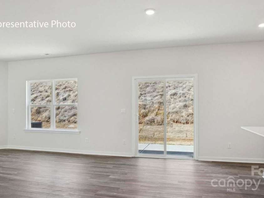 476 Janie Circle, Newton, NC 28658.  MLS# CAR4285043, YatesRealty ID 29781. 