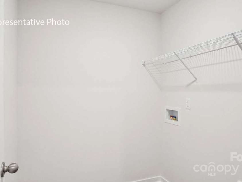 476 Janie Circle, Newton, NC 28658.  MLS# CAR4285043, YatesRealty ID 29781. 