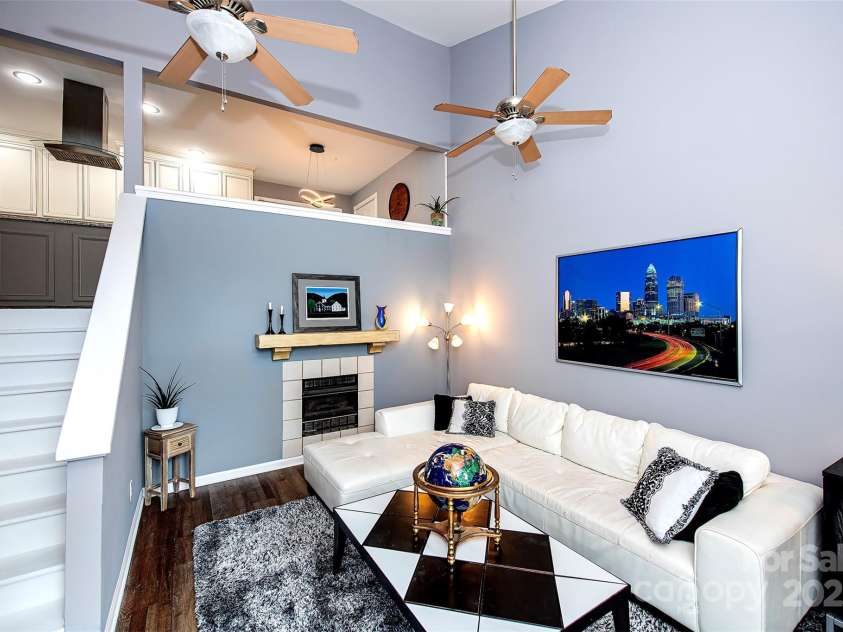 16065 Taku Court, Tega Cay, SC 29708.  MLS# CAR4284887, YatesRealty ID 29782. Living Room