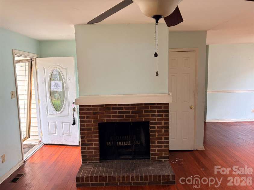 875 Rolling Green Drive, Rock Hill, SC 29730.  MLS# CAR4392751, YatesRealty ID 29782. 