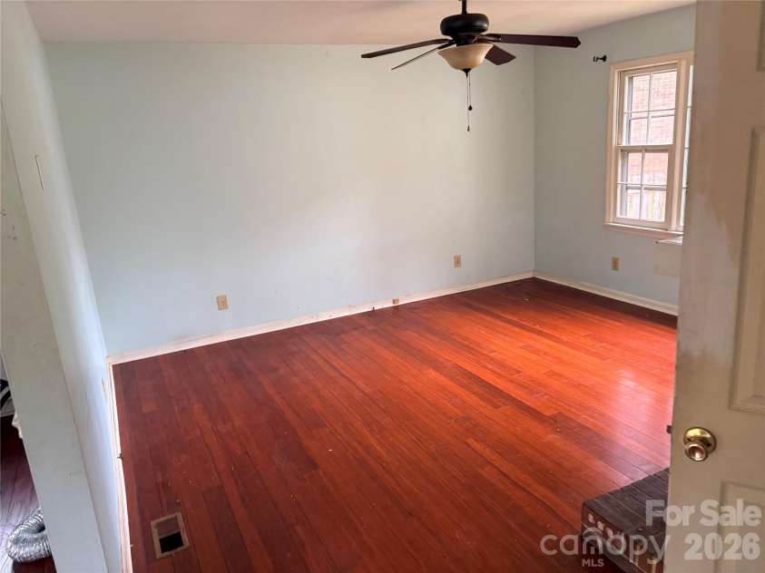 875 Rolling Green Drive, Rock Hill, SC 29730.  MLS# CAR4392751, YatesRealty ID 29782. 