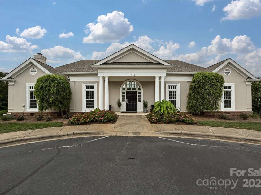 6913 Rothchild Drive, Charlotte, NC 28270.  MLS# CAR4278243, YatesRealty ID 29783. Clubhouse
