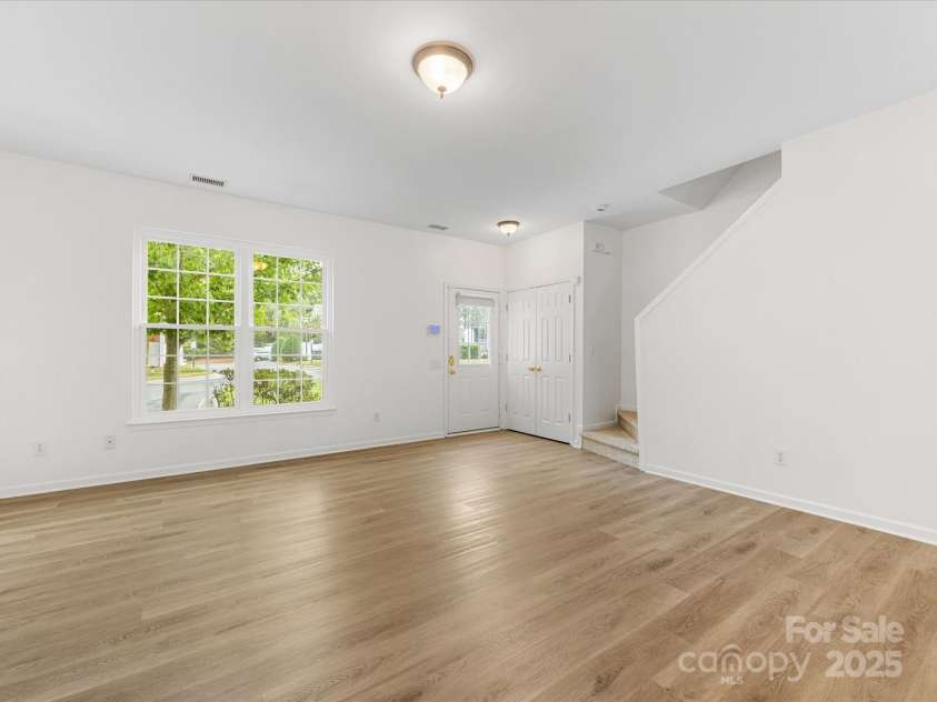 6913 Rothchild Drive, Charlotte, NC 28270.  MLS# CAR4278243, YatesRealty ID 29783. Newer windows and sliding door in the home!