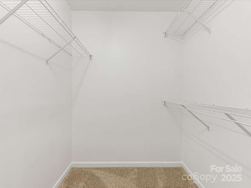 6913 Rothchild Drive, Charlotte, NC 28270.  MLS# CAR4278243, YatesRealty ID 29783. Walk in closet