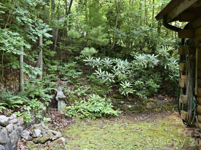 3 Parkview Drive Extension, Asheville, NC 28805.  MLS# CAR4392893, YatesRealty ID 29786. 