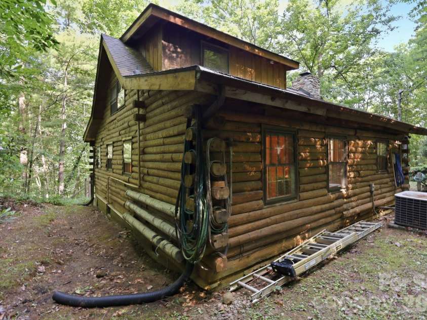 3 Parkview Drive Extension, Asheville, NC 28805.  MLS# CAR4392893, YatesRealty ID 29786. 