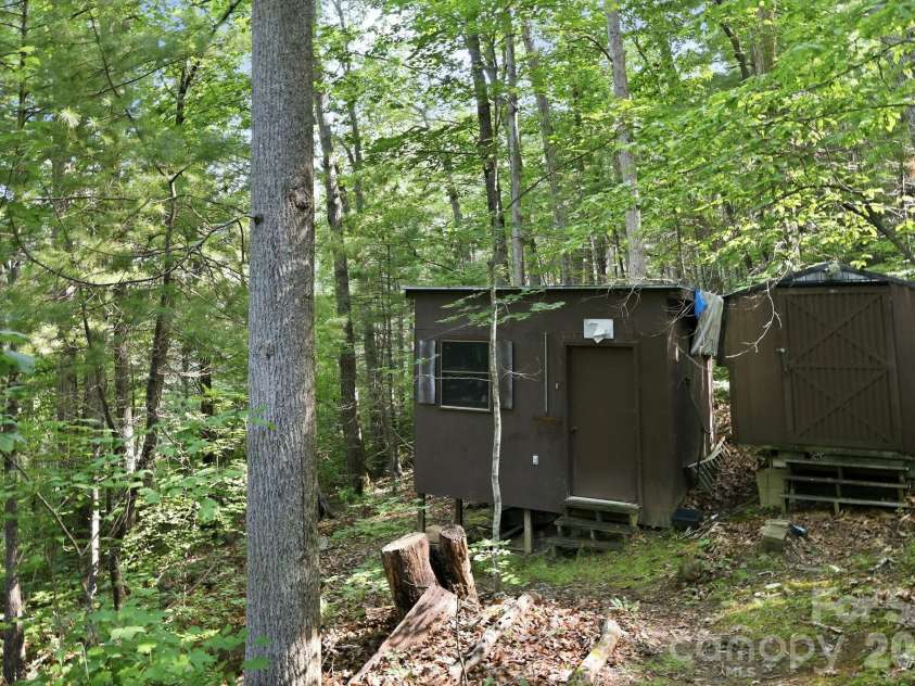 3 Parkview Drive Extension, Asheville, NC 28805.  MLS# CAR4392893, YatesRealty ID 29786. 