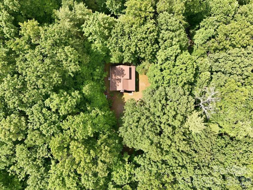 3 Parkview Drive Extension, Asheville, NC 28805.  MLS# CAR4392893, YatesRealty ID 29786. 