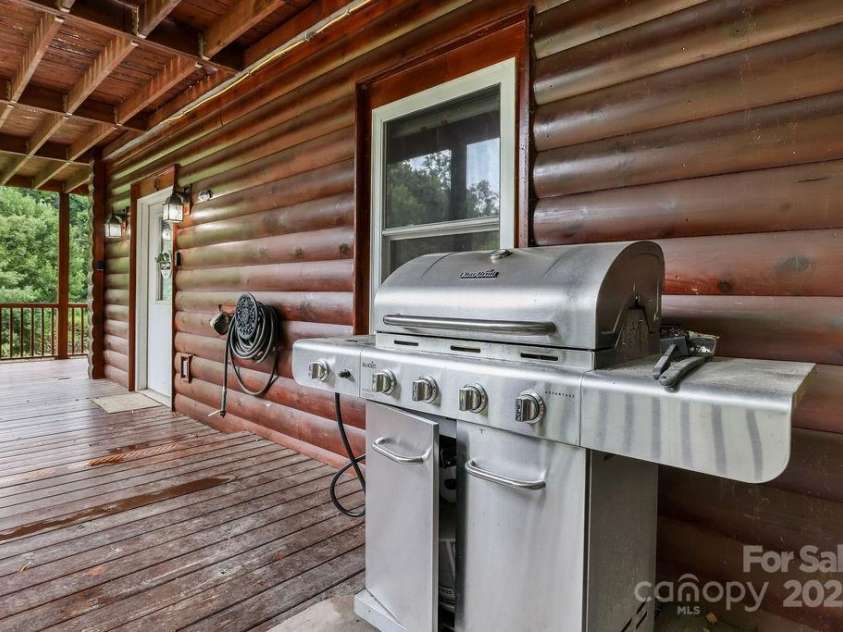 4271 Old Field Creek Road, Grassy Creek, NC 28631.  MLS# CAR4284275, YatesRealty ID 2979. Grilltop