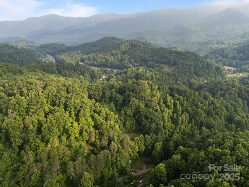 506 Cripple Creek, Sylva, NC 28779.  MLS# CAR4283838, YatesRealty ID 29790. 