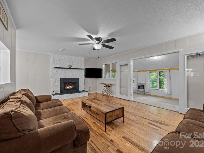 506 Cripple Creek, Sylva, NC 28779.  MLS# CAR4283838, YatesRealty ID 29790. 