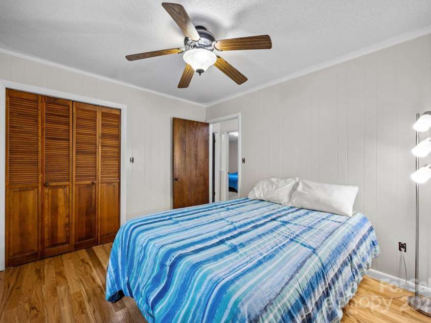 506 Cripple Creek, Sylva, NC 28779.  MLS# CAR4283838, YatesRealty ID 29790. 