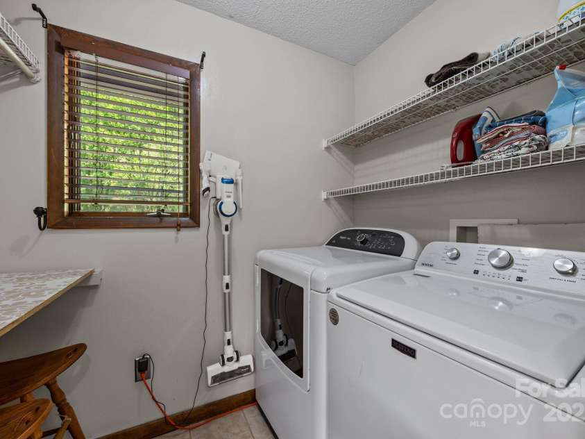 506 Cripple Creek, Sylva, NC 28779.  MLS# CAR4283838, YatesRealty ID 29790. 