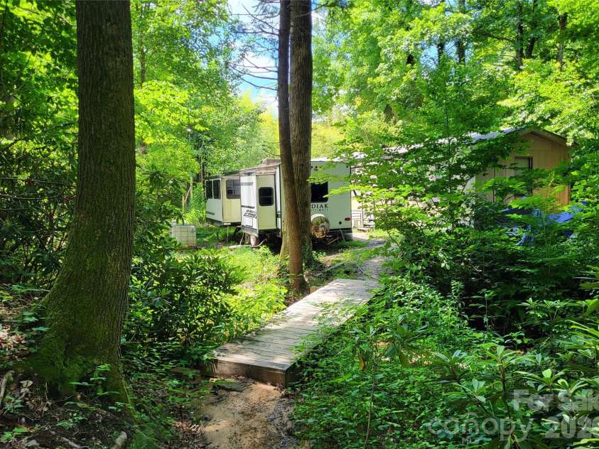 51 Bird Creek Estates Road, Black Mountain, NC 28711.  MLS# CAR4392625, YatesRealty ID 29791. 