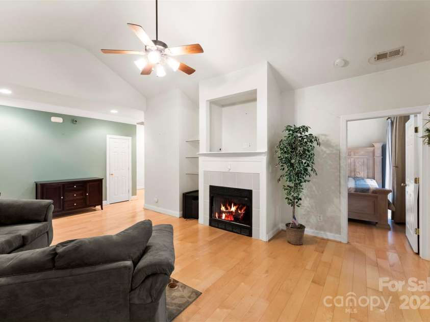 8820 Legacy Lake Lane, Charlotte, NC 28269.  MLS# CAR4283739, YatesRealty ID 29791. Living Room
