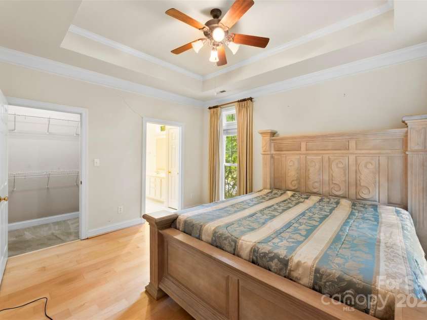 8820 Legacy Lake Lane, Charlotte, NC 28269.  MLS# CAR4283739, YatesRealty ID 29791. Primary Bedroom