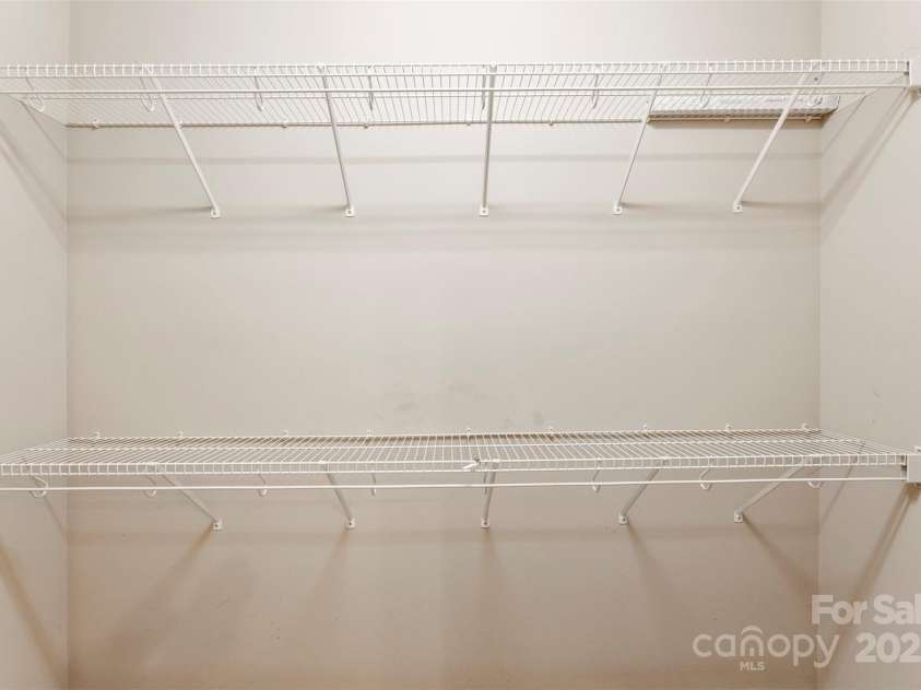 8820 Legacy Lake Lane, Charlotte, NC 28269.  MLS# CAR4283739, YatesRealty ID 29791. Primary Closet