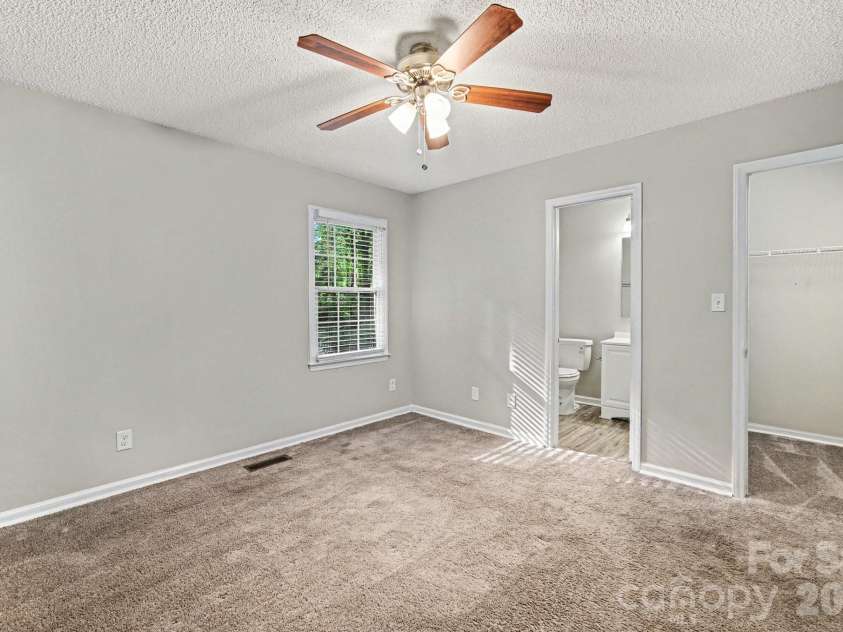 505 13th Street, Bessemer City, NC 28016.  MLS# CAR4391828, YatesRealty ID 29792. 