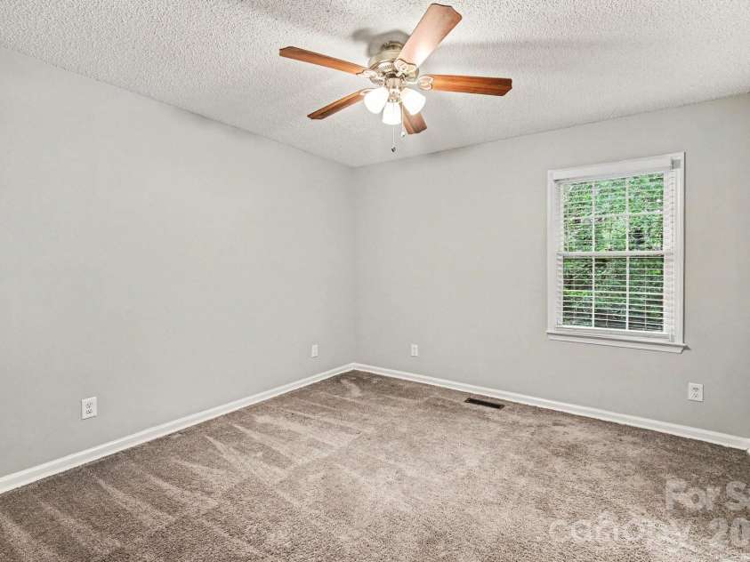 505 13th Street, Bessemer City, NC 28016.  MLS# CAR4391828, YatesRealty ID 29792. 