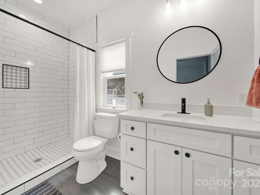 333 Anne Avenue, Waxhaw, NC 28173.  MLS# CAR4301084, YatesRealty ID 29794. 