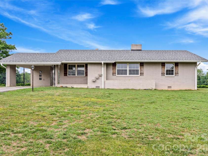 114 Shiloh Farm Trail, State Road, NC 28676.  MLS# CAR4392368, YatesRealty ID 29795. 