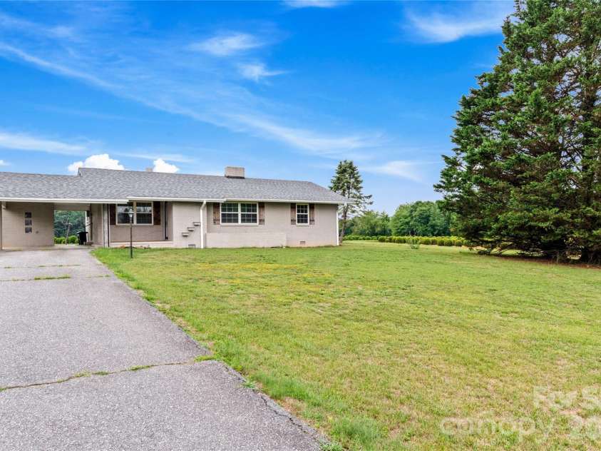 114 Shiloh Farm Trail, State Road, NC 28676.  MLS# CAR4392368, YatesRealty ID 29795. 