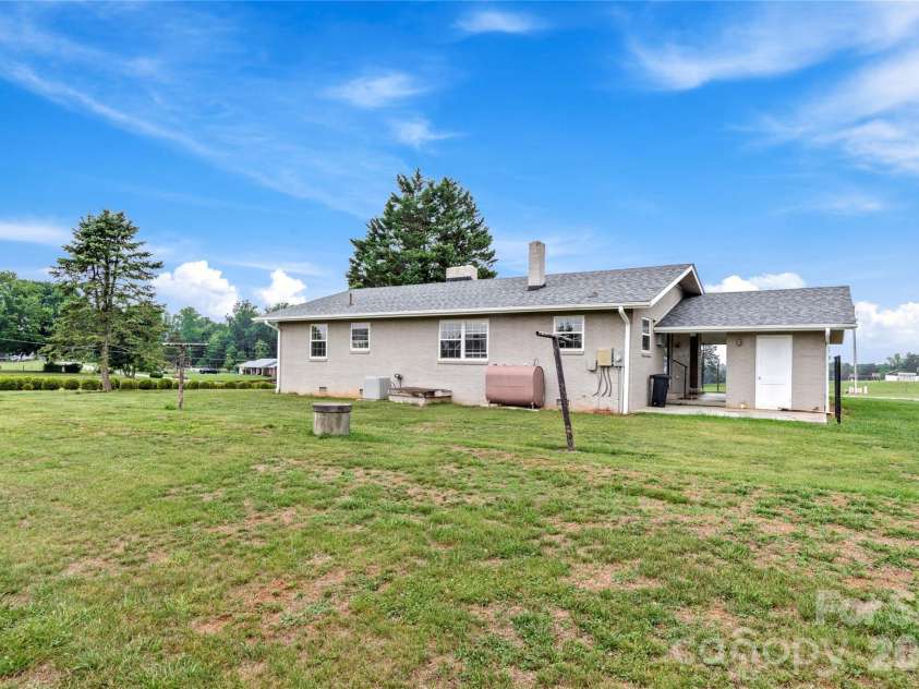 114 Shiloh Farm Trail, State Road, NC 28676.  MLS# CAR4392368, YatesRealty ID 29795. 