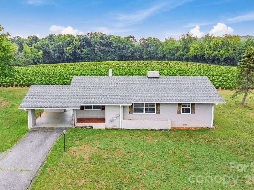 114 Shiloh Farm Trail, State Road, NC 28676.  MLS# CAR4392368, YatesRealty ID 29795. 