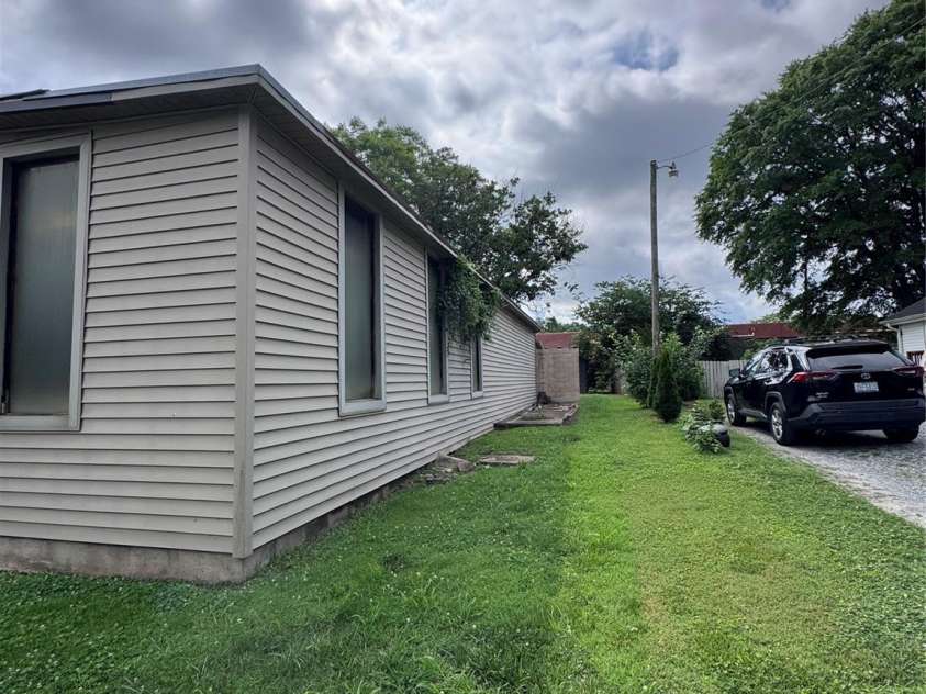 206 9th Street, Belmont, NC 28012.  MLS# CAR4392940, YatesRealty ID 29797. 