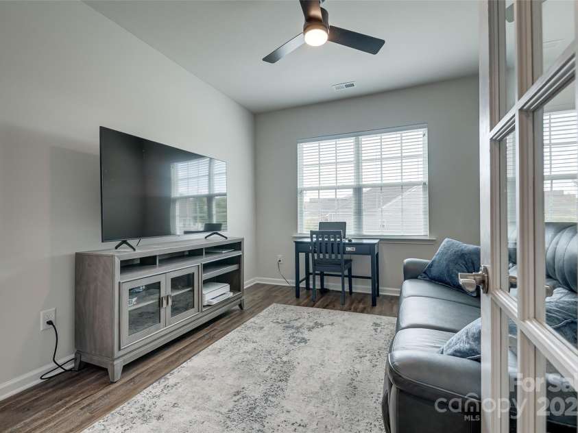 14150 Southbridge Forest Drive, Charlotte, NC 28273.  MLS# CAR4285972, YatesRealty ID 29799. 