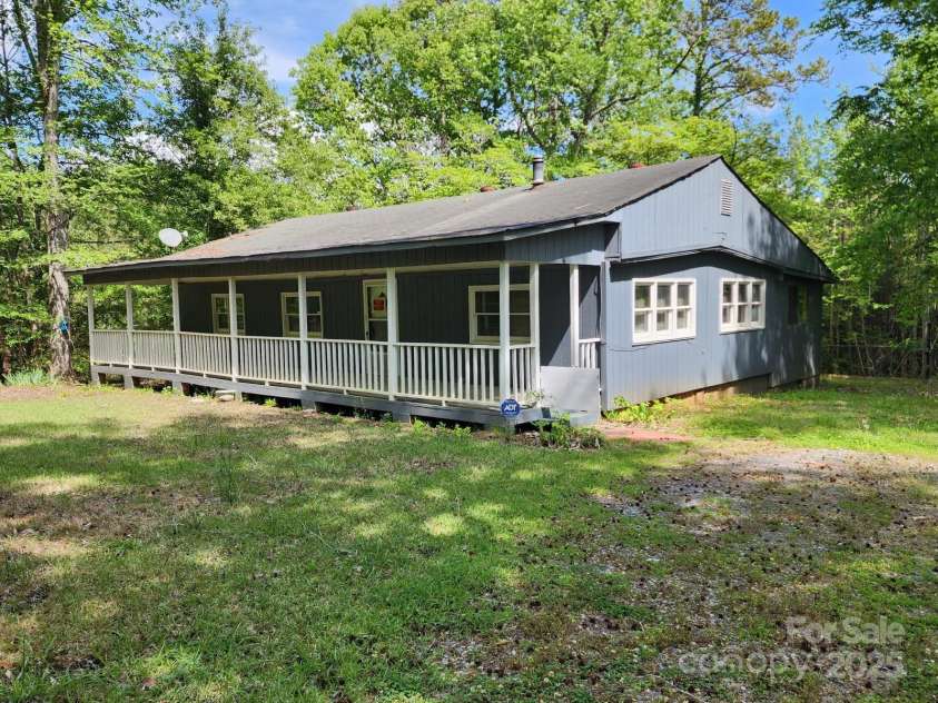 3225 Sawmill Road, Hickory Grove, SC 29717.  MLS# CAR4256694, YatesRealty ID 298. 