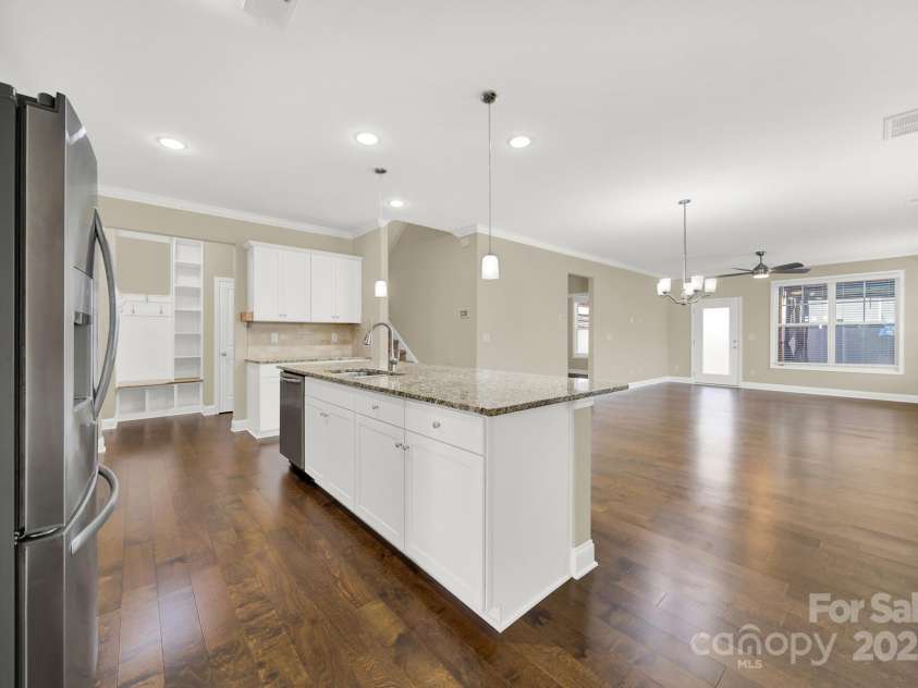 2471 Palmdale Walk Drive, Fort Mill, SC 29708.  MLS# CAR4206636, YatesRealty ID 2980. 