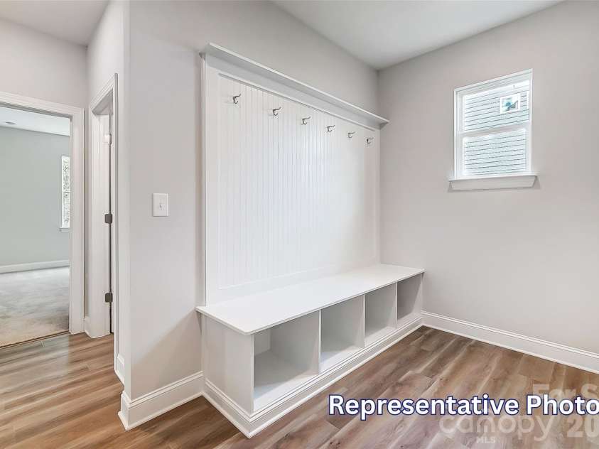 4482 Blue Mound Court, Stanley, NC 28164.  MLS# CAR4387533, YatesRealty ID 29800. Drop Zone